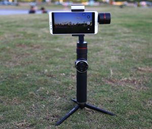 AFI V5 Auto Object Tracking Monopod Selfie-stick 3 Axis Handheld Gimbal Untuk Kamera Smartphone